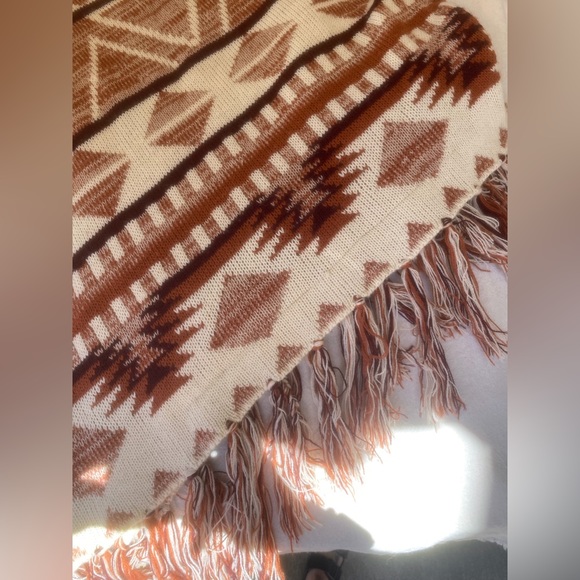 vintage earth tone fringed shawl poncho cape native design - Picture 13 of 15
